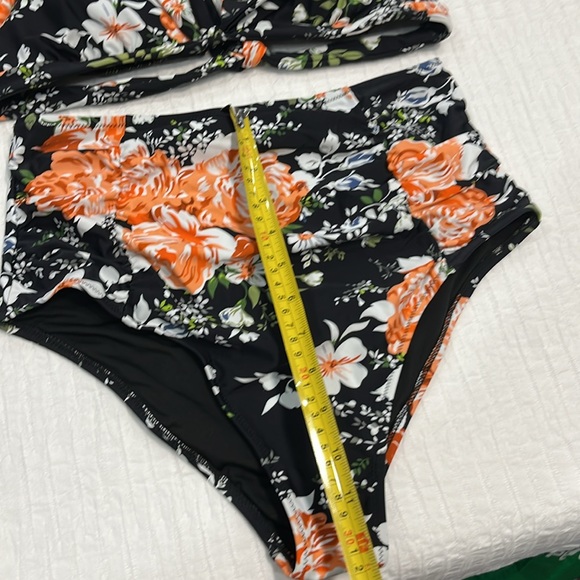 CUPSHE Bikini two piece bathing suit tummy control floral large women’s NWOT - Picture 3 of 6